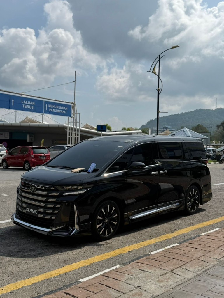 Rental car gallery 1